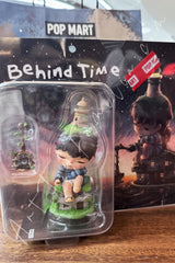 Hirono Behind Time Figurine