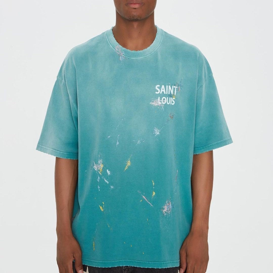 SSSAINT LOUIS Paint‑Splatter Chest Logo Tee