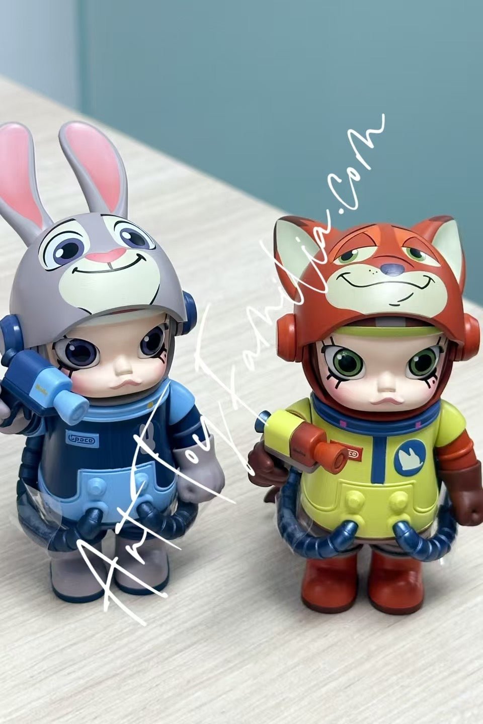 Molly Mega Space 100% Zootopia Figurine