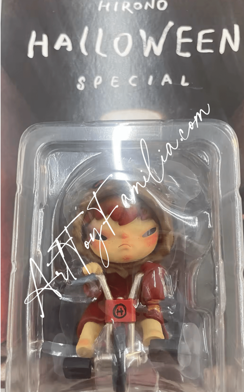 Hirono Halloween Figurines