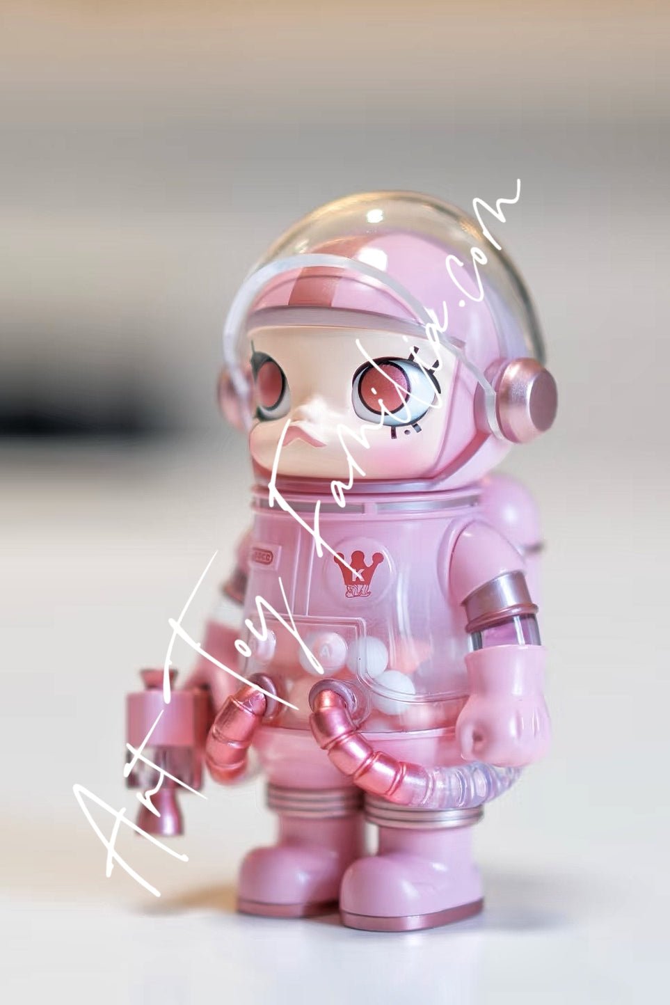 100% MEGA Space Molly 100% Series 4