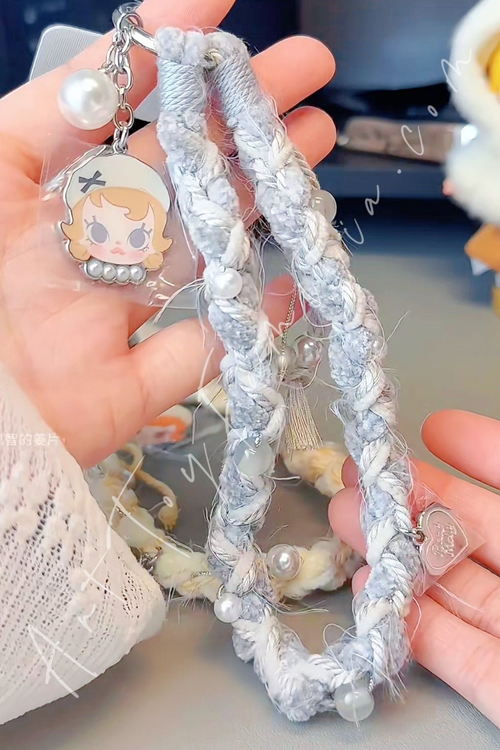 Baby Molly Winter Fit Check Series Phone Charm