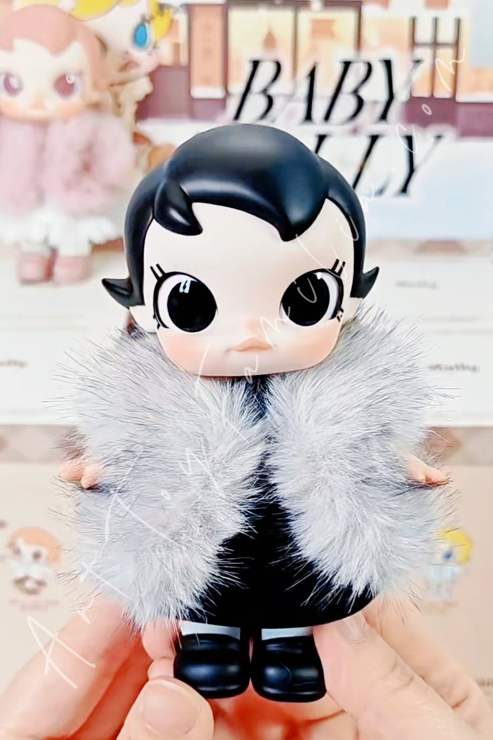 Baby Molly Winter Fit Check Series Vinyl Plush Pendant