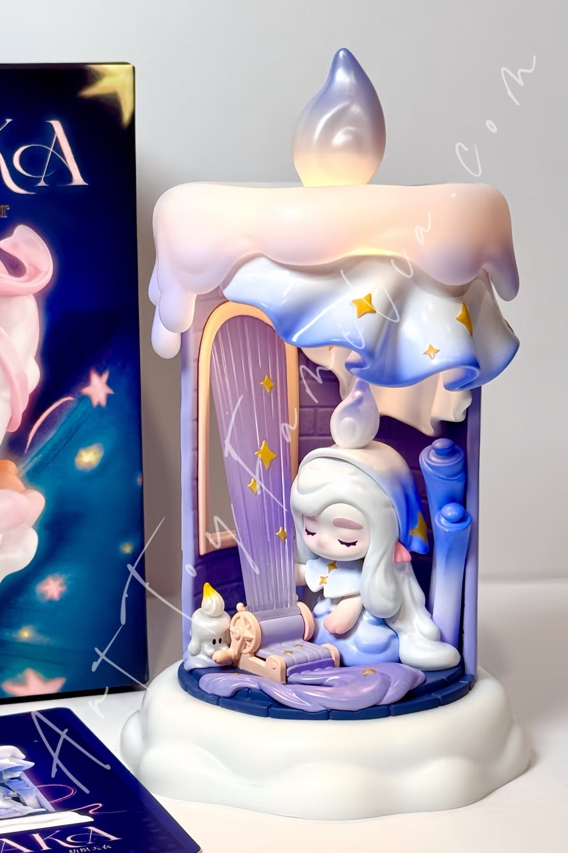 Chaka Candlelit Wander Series