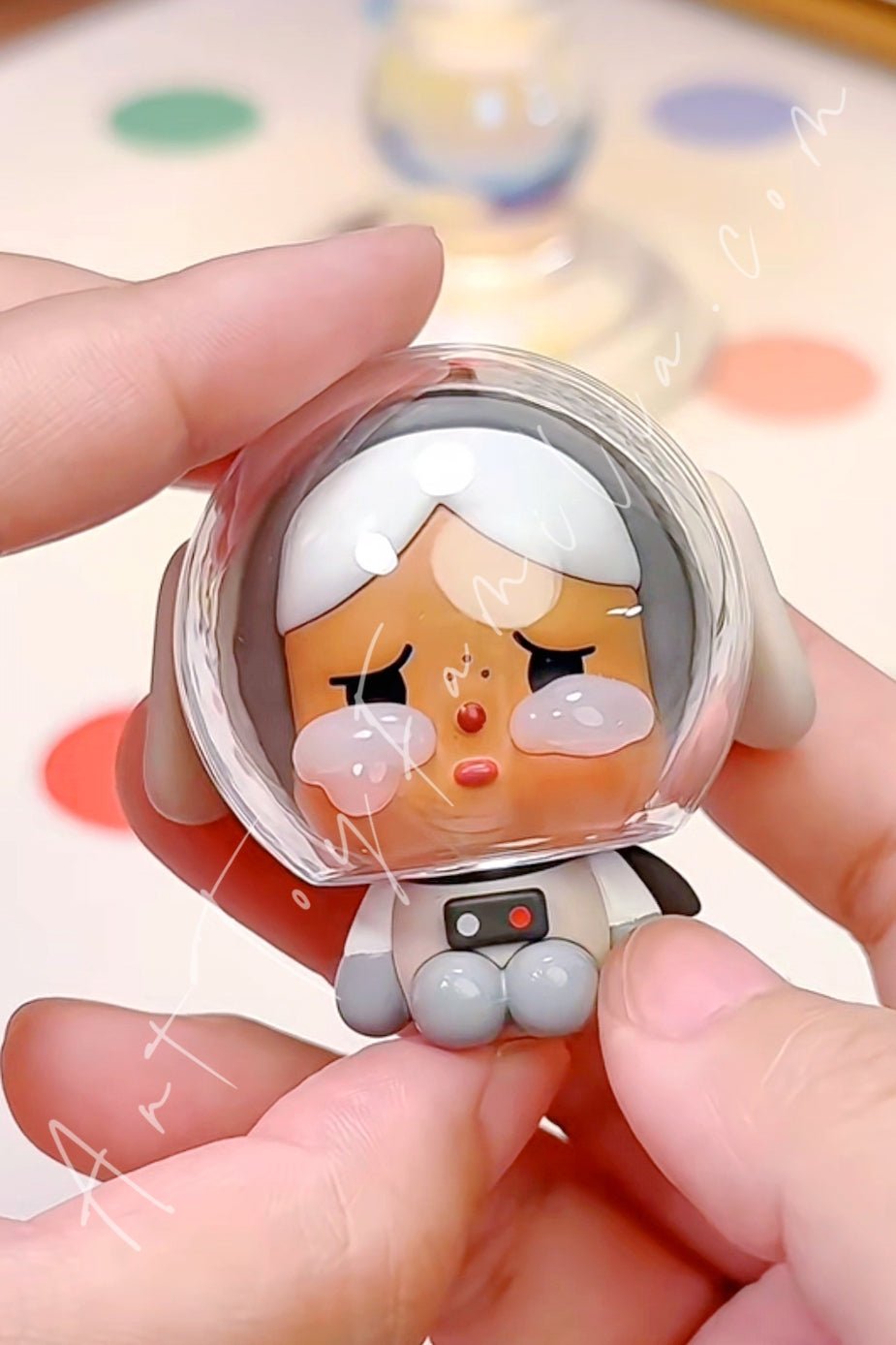 Crybaby Crying To The Moon Sitting Series