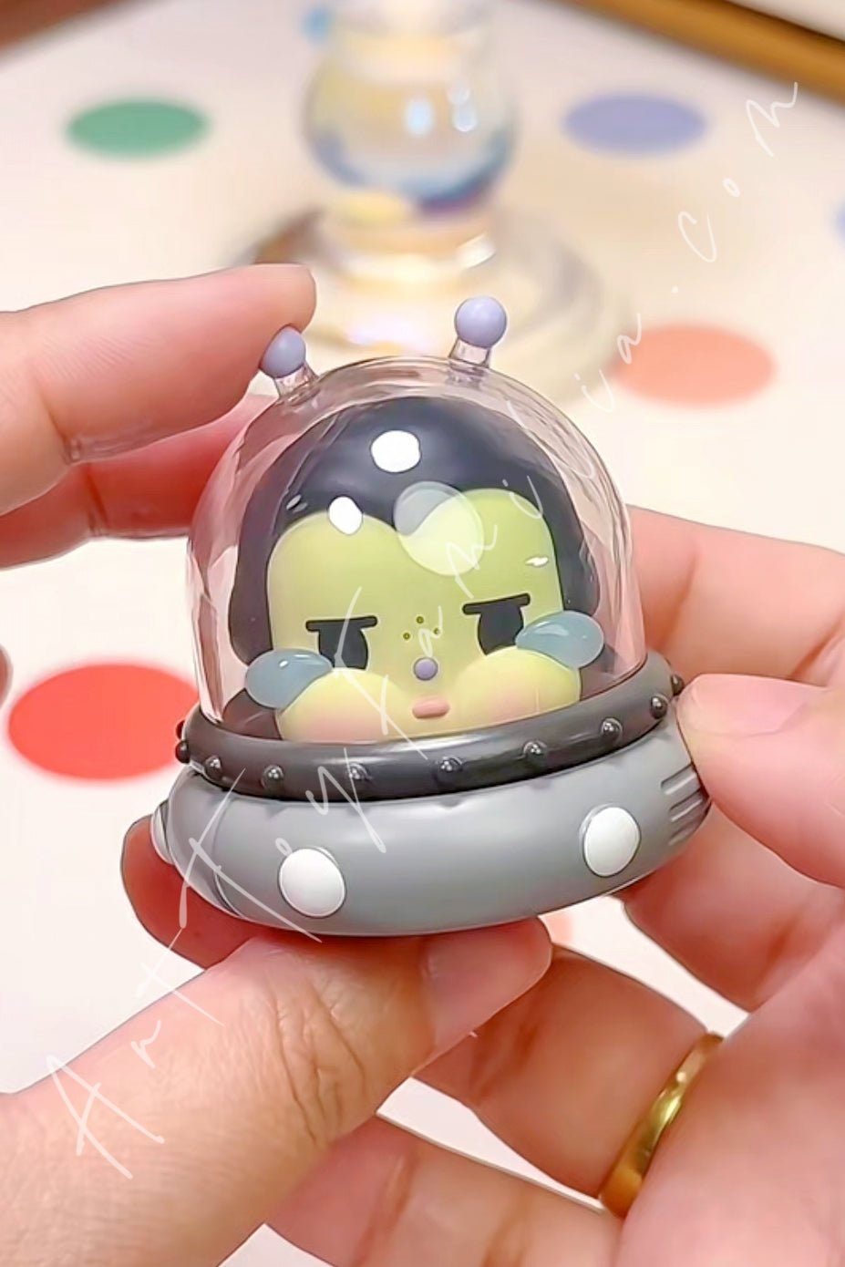 Crybaby Crying To The Moon Sitting Series