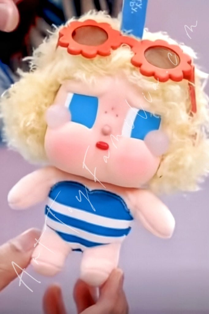 Crybaby Vacation Mode On Series Vinyl Plush Pendant