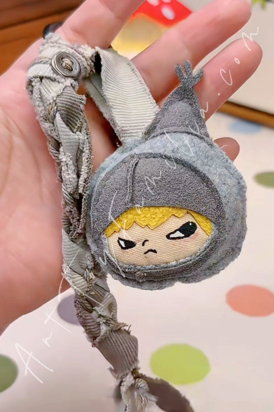 Hirono Mist-Walker Series Felt Ornament