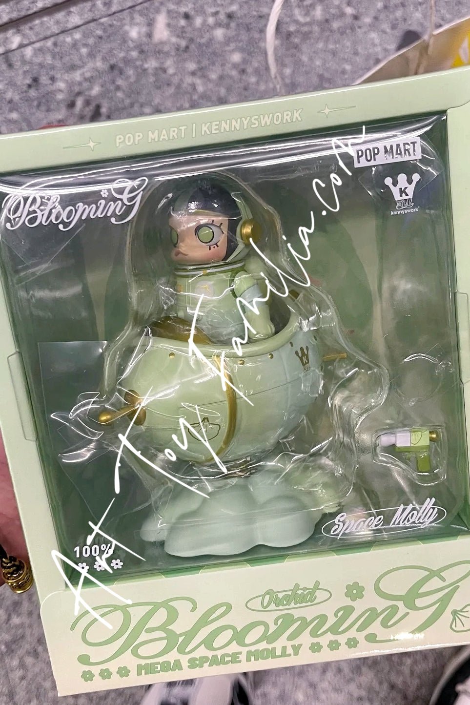 MEGA Space Molly 100% Blooming Series Orchid Figurine