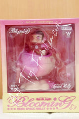 MEGA Space Molly 100% Blooming Series Vanda Miss Joaquim Figurine