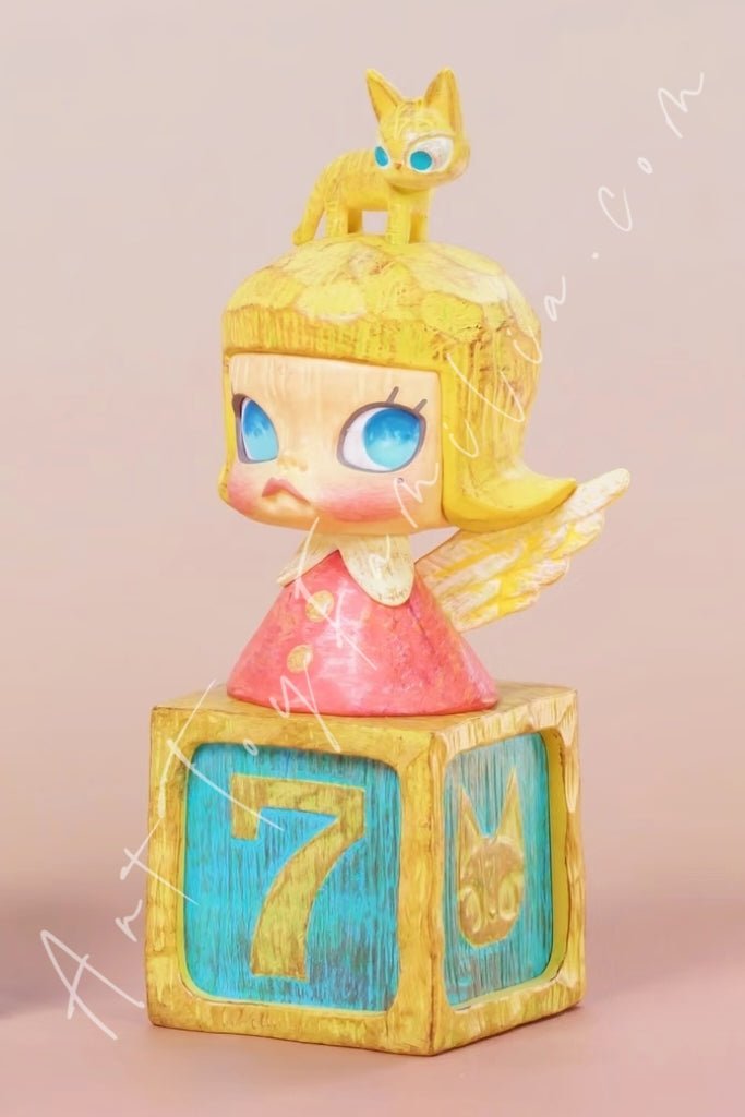 Molly Anniversary Statues Classical Retro 2 Series