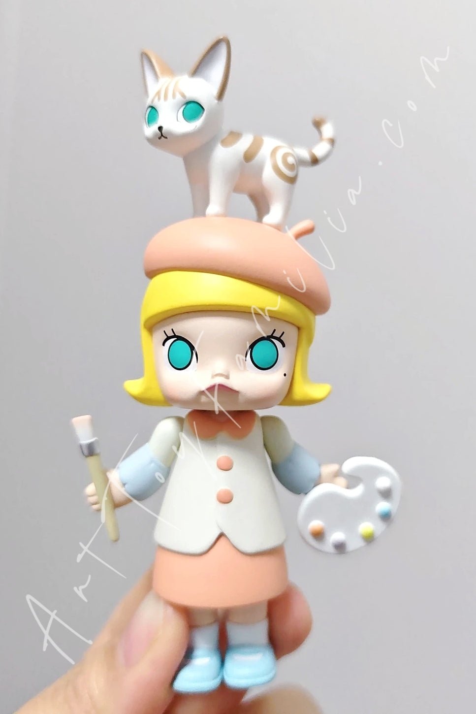 Molly Auction Series