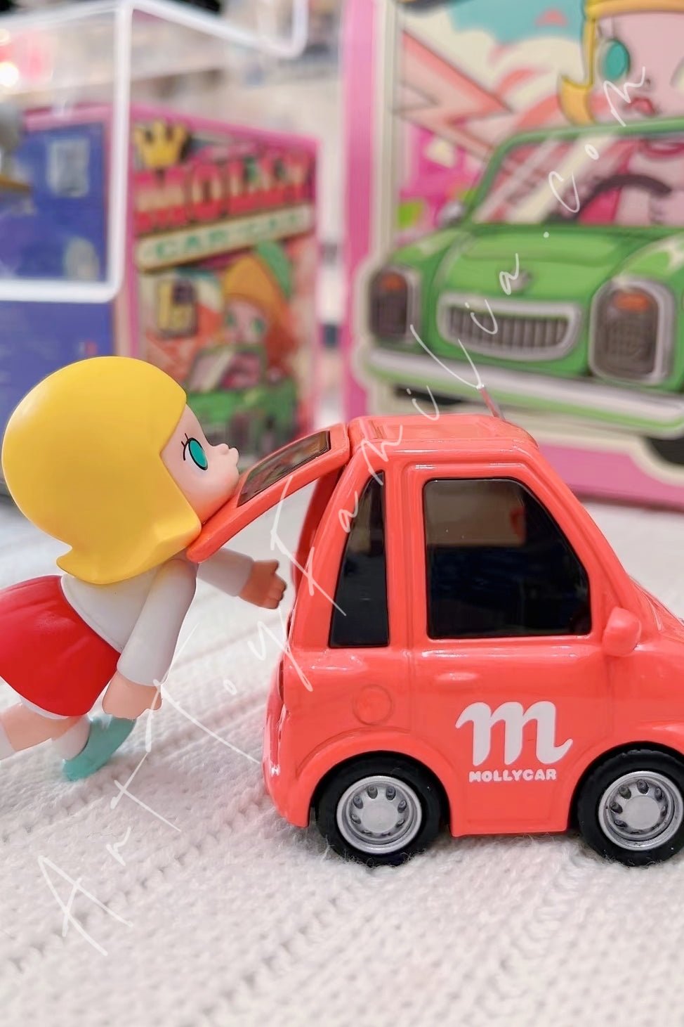 Molly Car Car Series