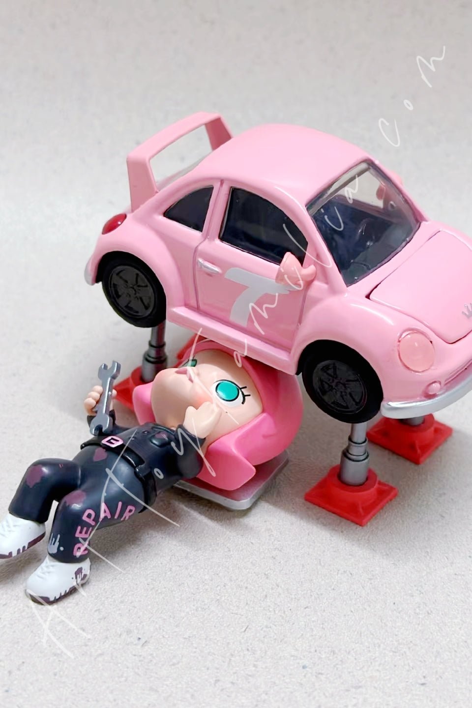 Molly Car Car Series