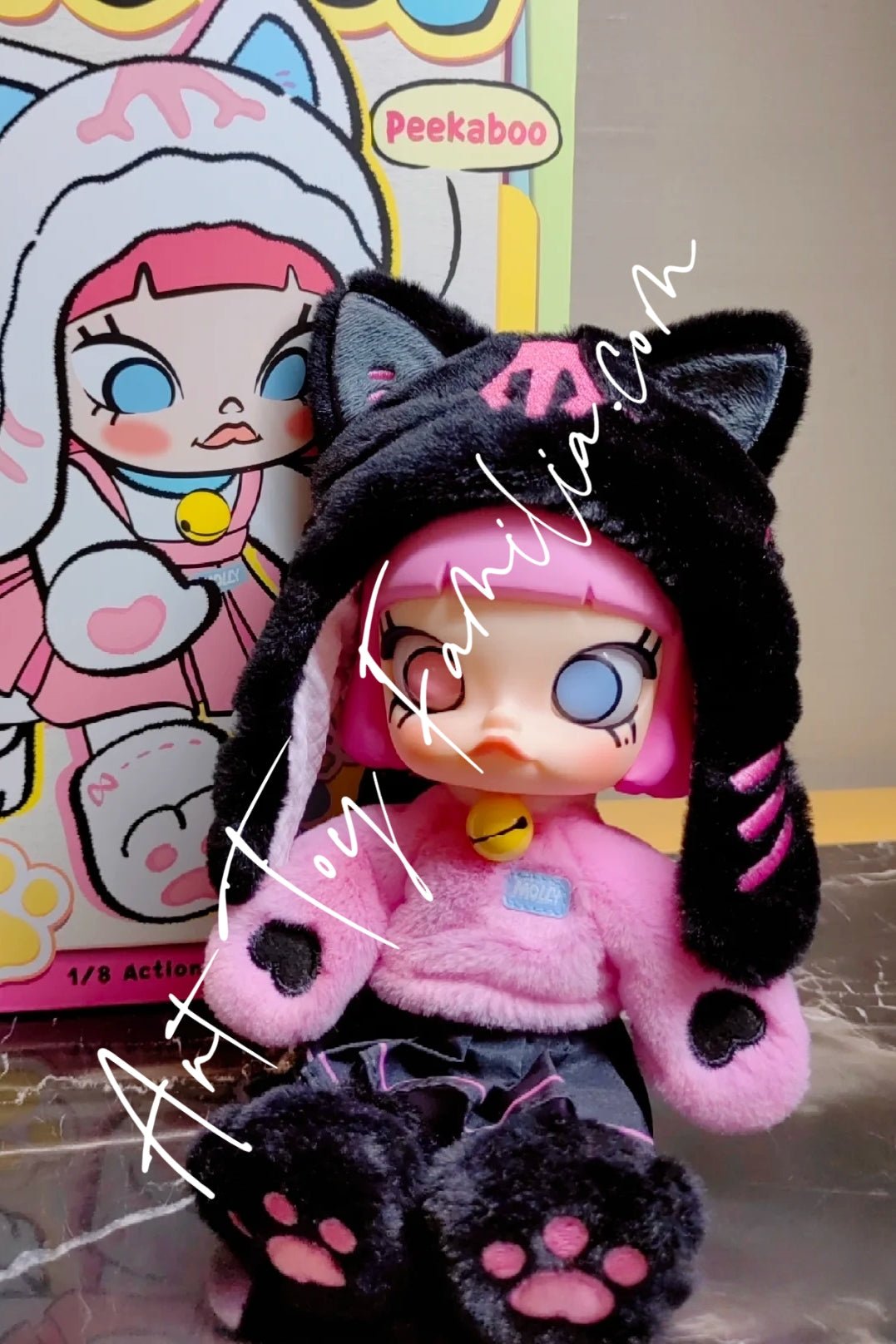 Molly Peekaboo 1/8 Action Figure