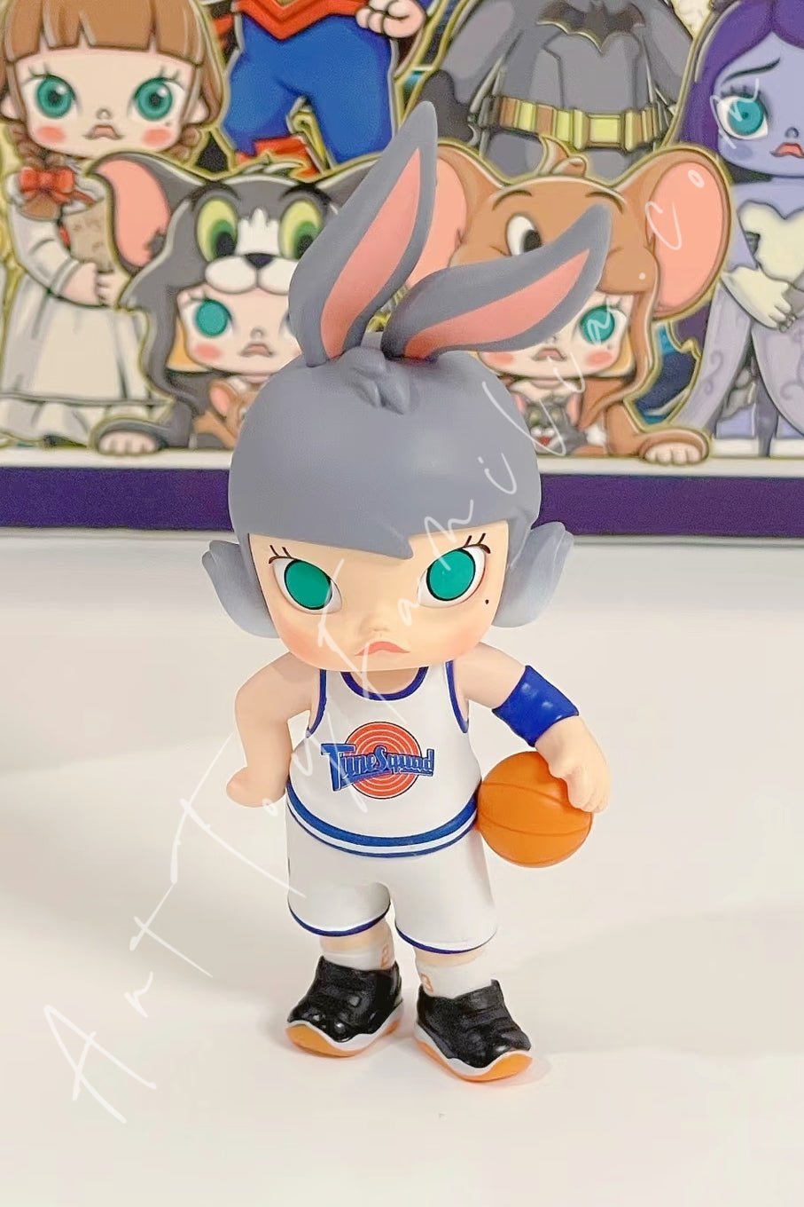 Molly × WB 100th Anniversary Series