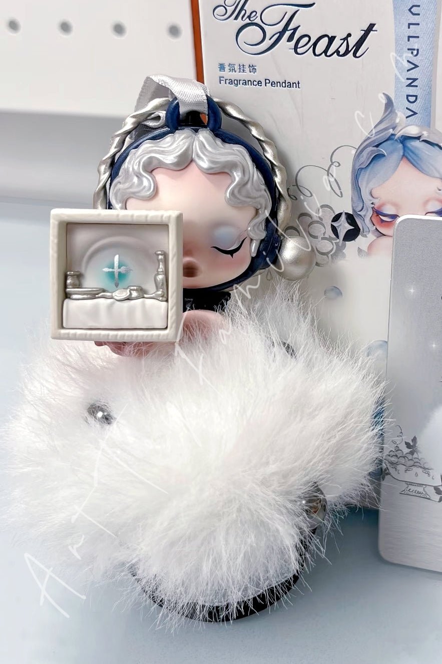 Skullpanda The Feast Begins Series Fragrance Pendant