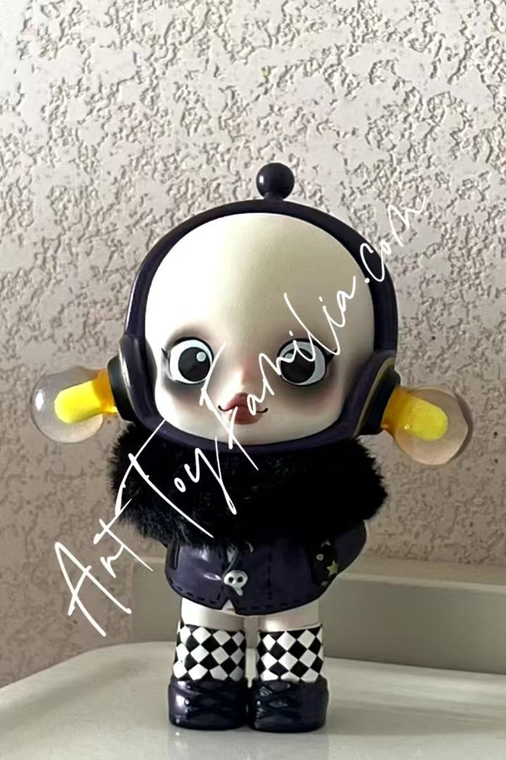 Skullpanda × The Addams Family Series Blind Box Wednesday
