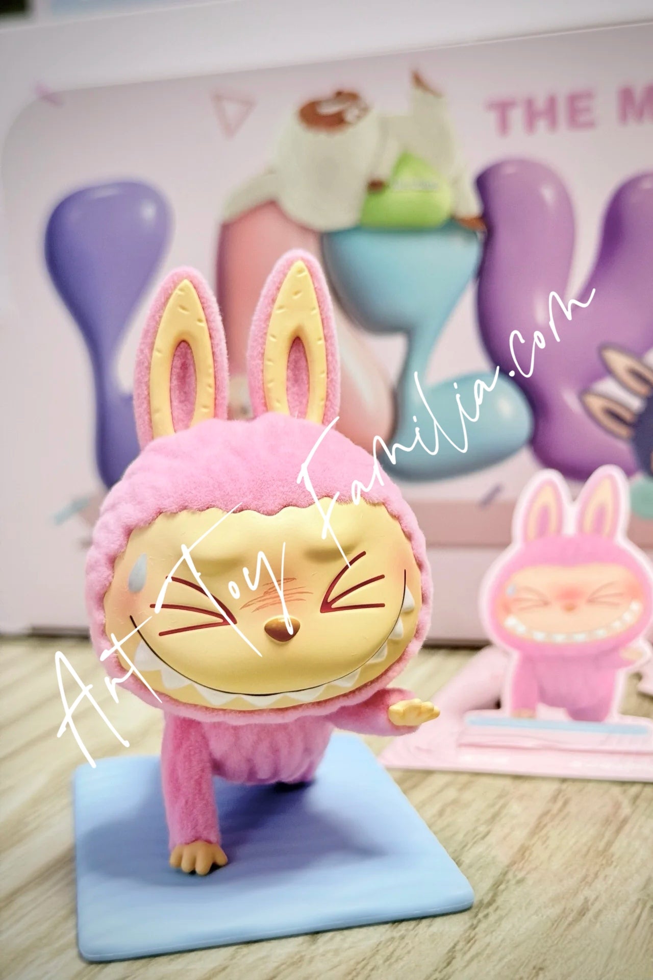 THE MONSTERS Lazy Yoga Series Figures