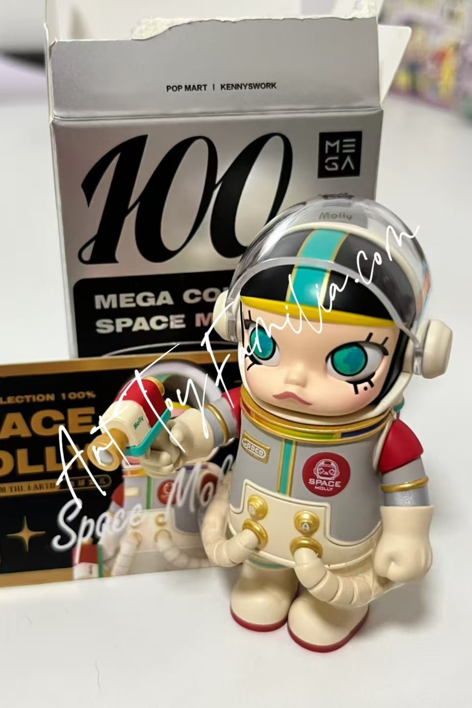 Molly Mega Space Ace 100%
