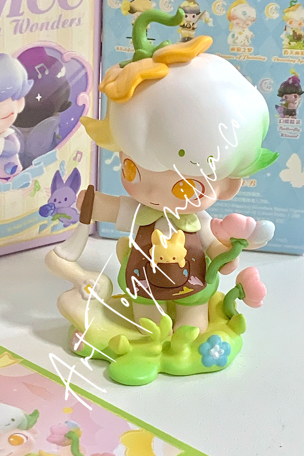 Dimoo Weaving Wonders Figurines