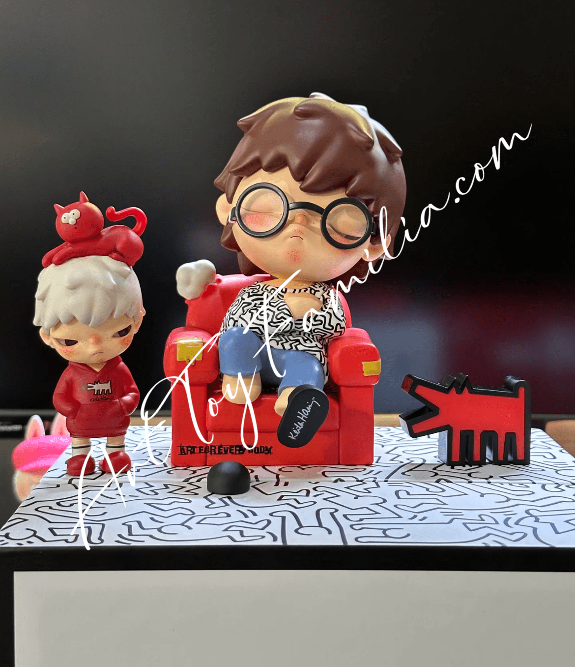 Hirono x Keith Figure