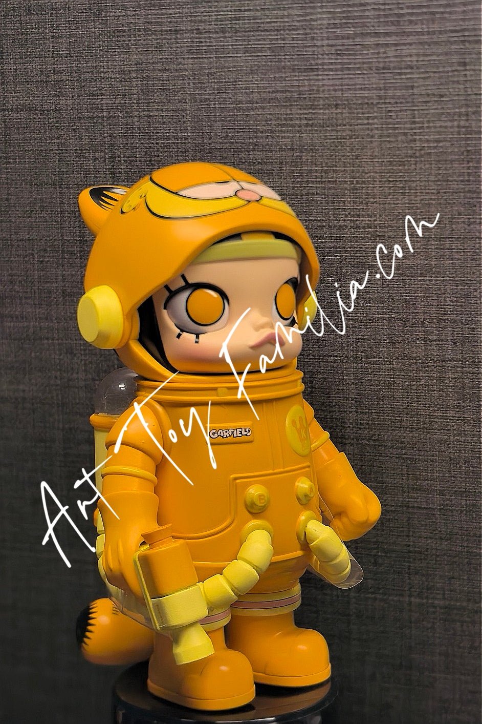 Mega Space Molly 100% Series 3