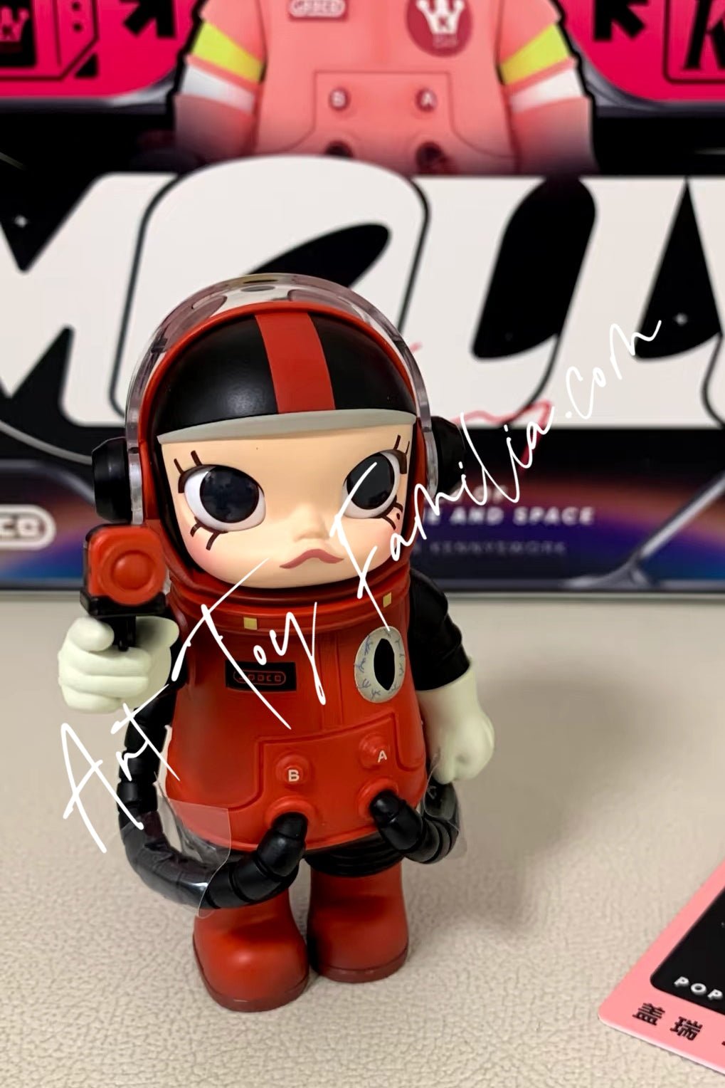 Mega Space Molly 100% Series 3