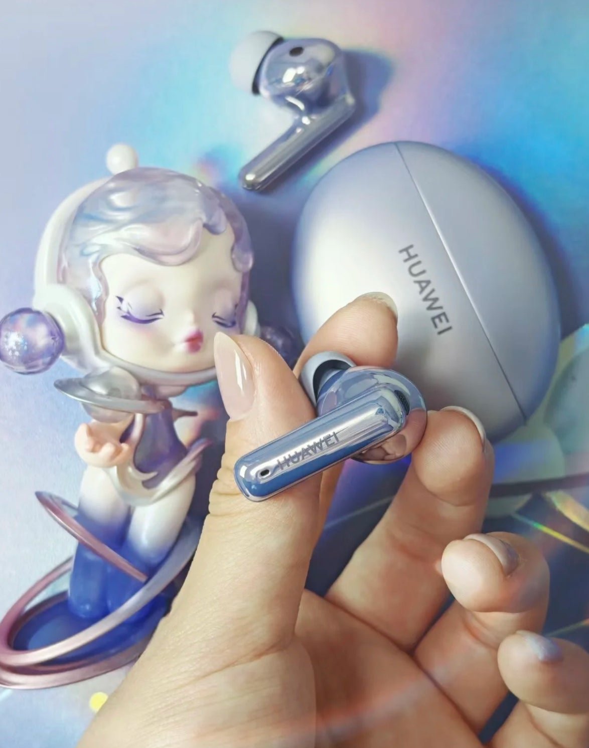 Skullpanda Flowing Light With Sound Figurine (with 6i earbud)